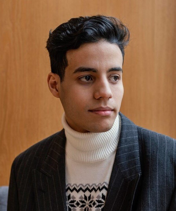 imgi_11_portrait-jeune-homme-entrepreneur_23-2148898745